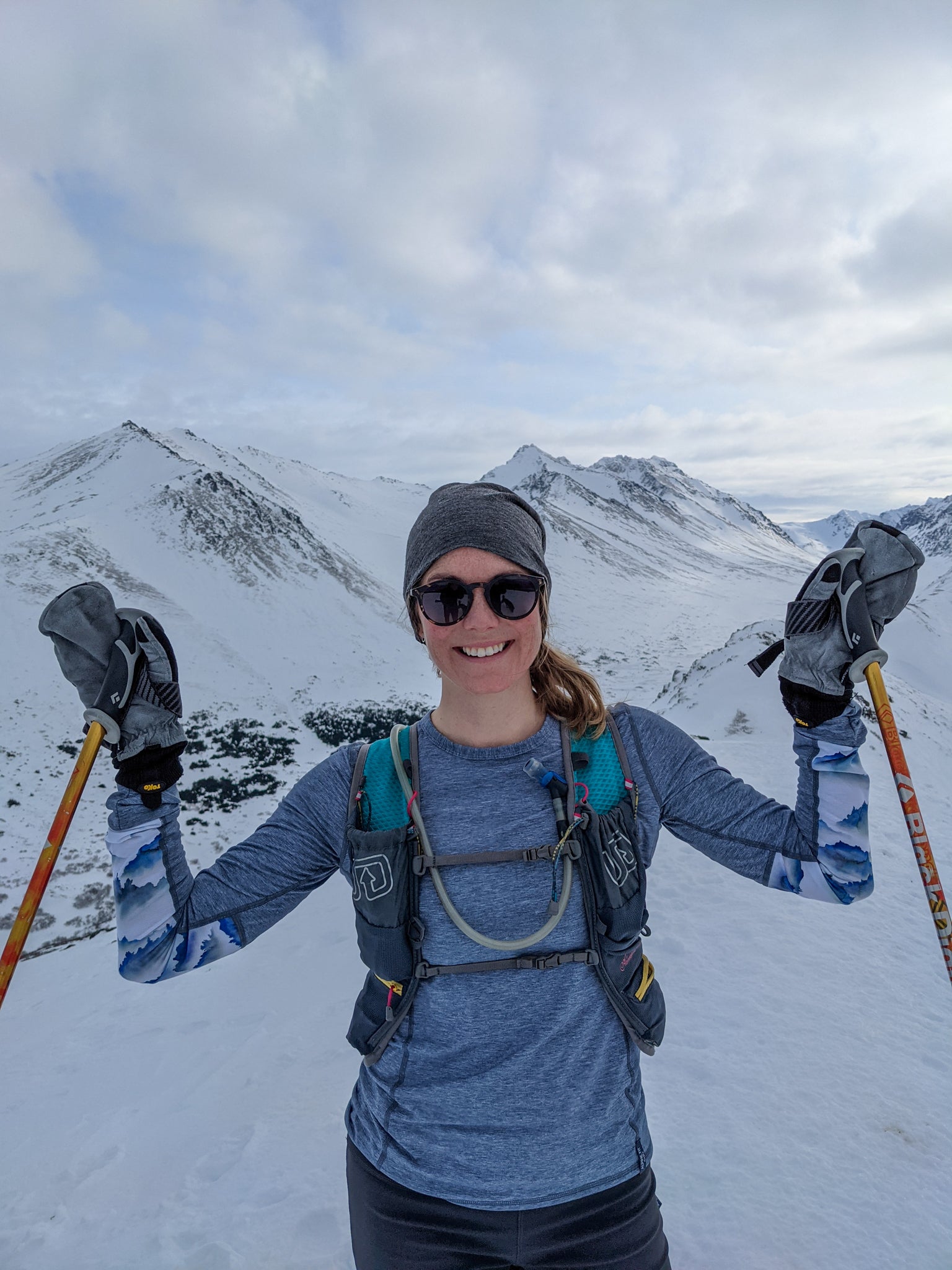 How To Layer for Running and Hiking in Spring Weather