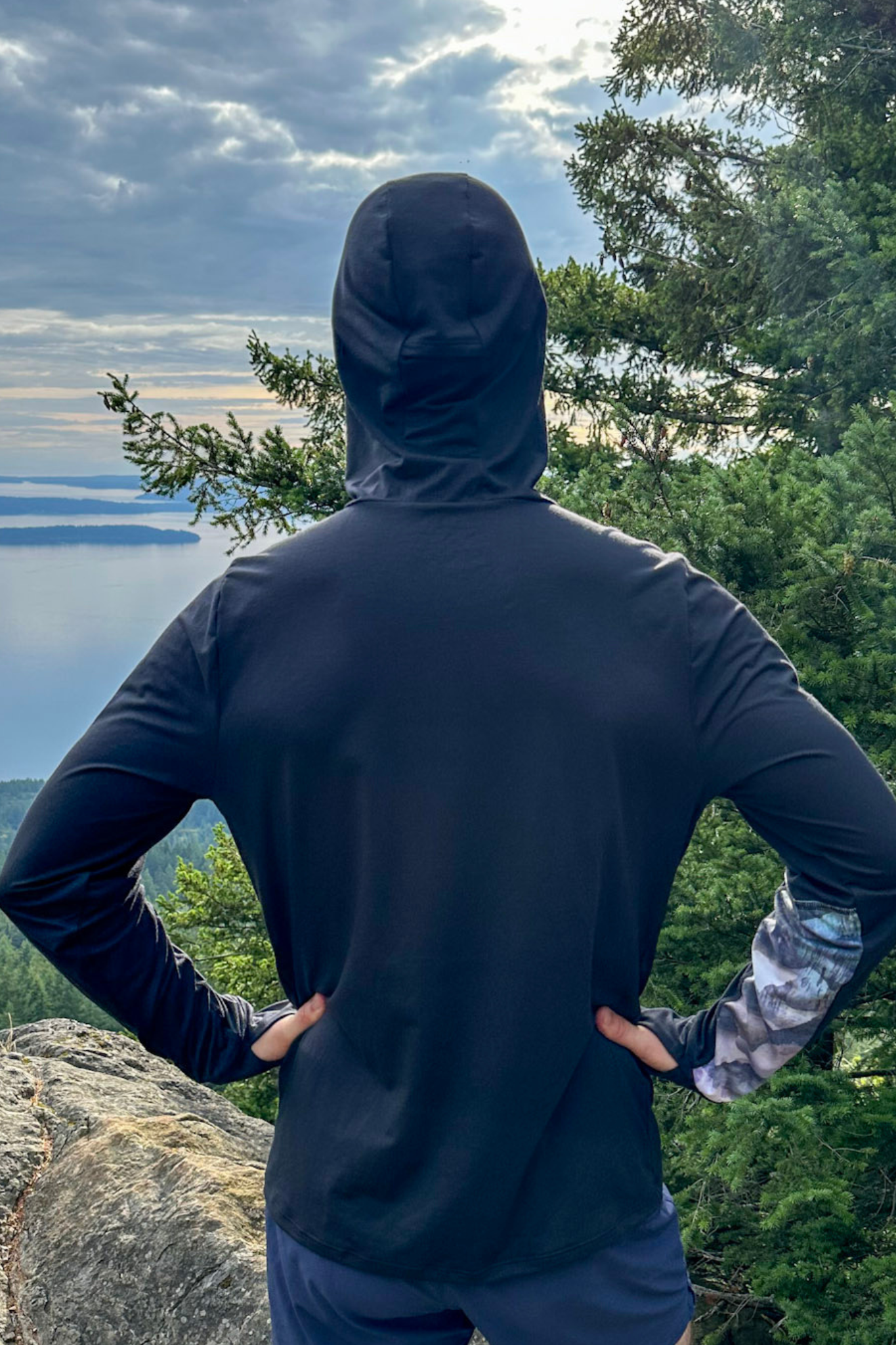 Men's Hooded Treeline Long Sleeve