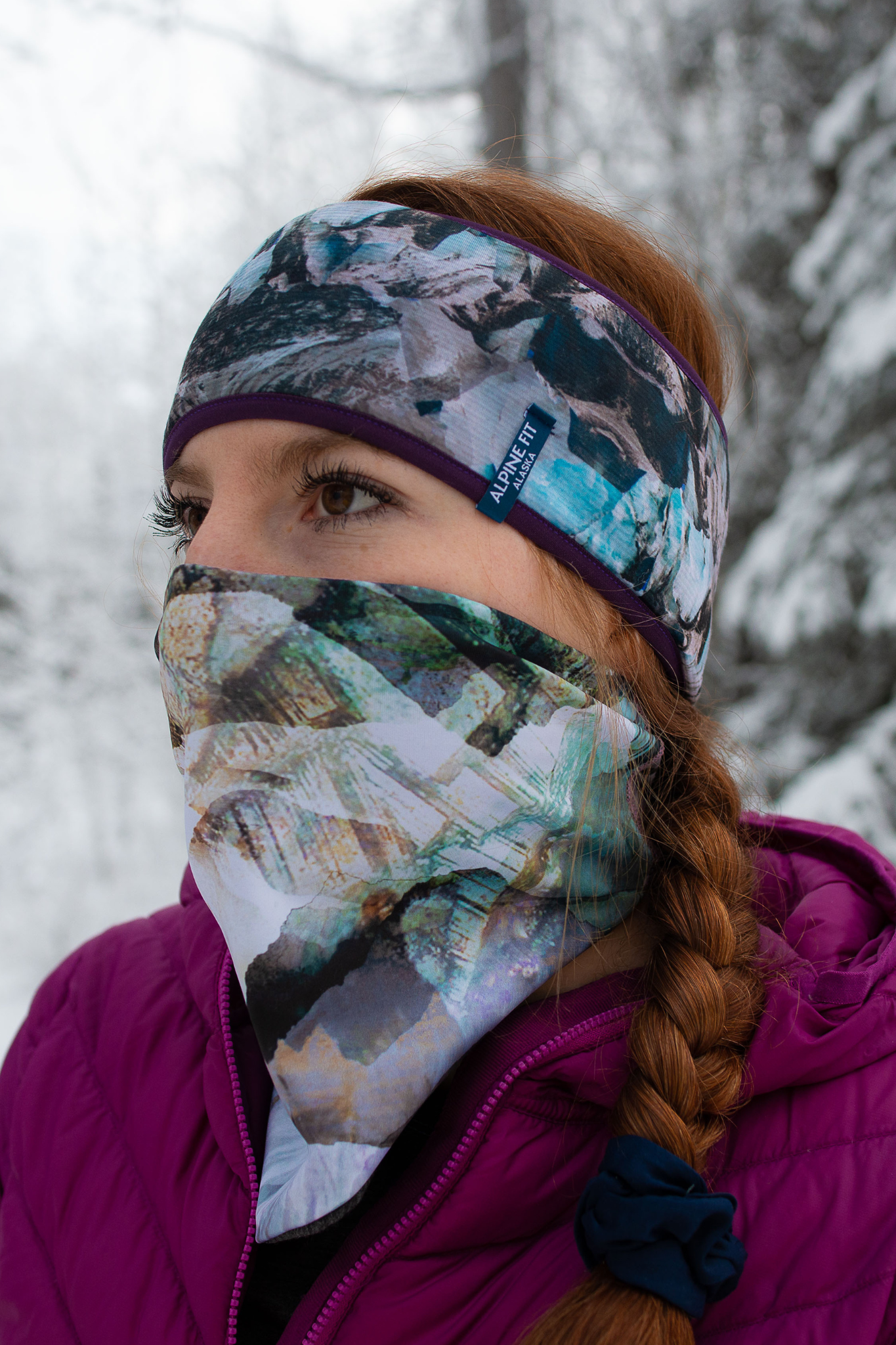 Mountain V Fleece Neck Warmer