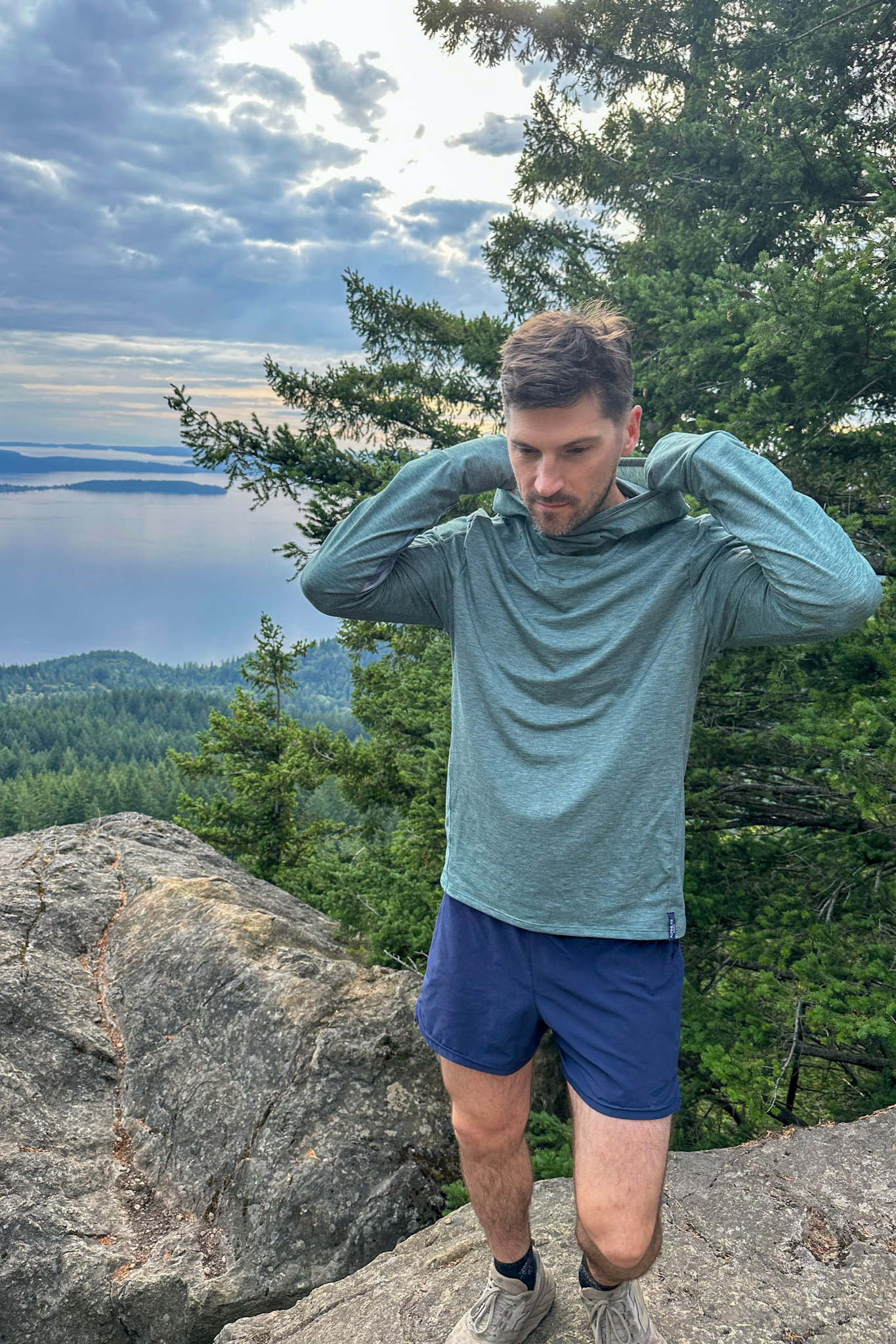 Men's Hooded Treeline Long Sleeve
